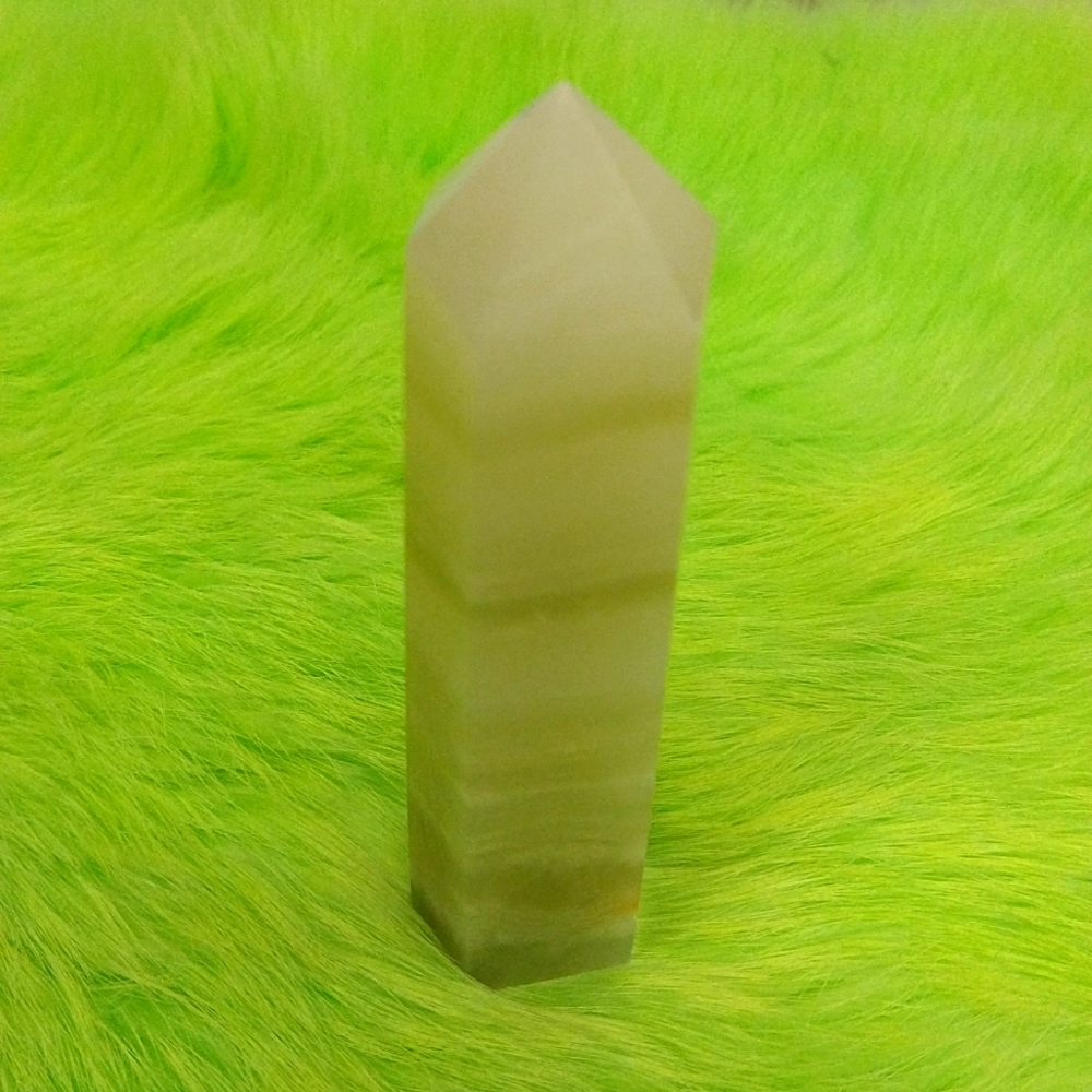 4" Afghan Jade Tower NWOT